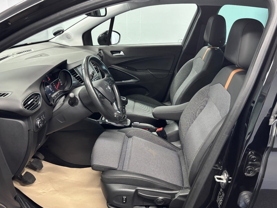 Opel Crossland 1,2 T 110 Sport 5d