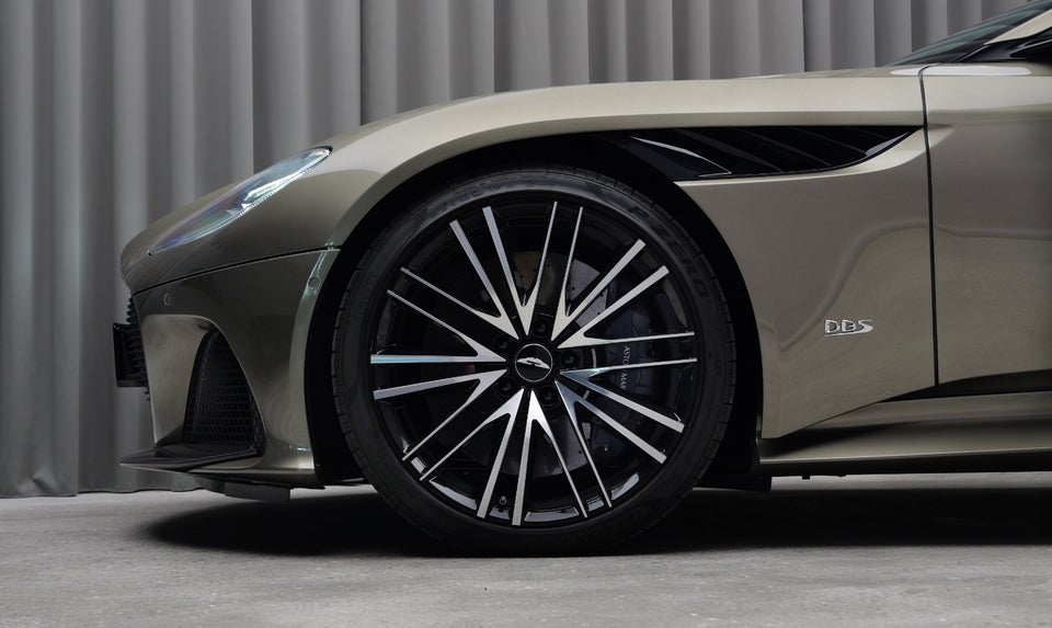 Aston Martin DBS 5,2 Superleggera Volante aut. 2d