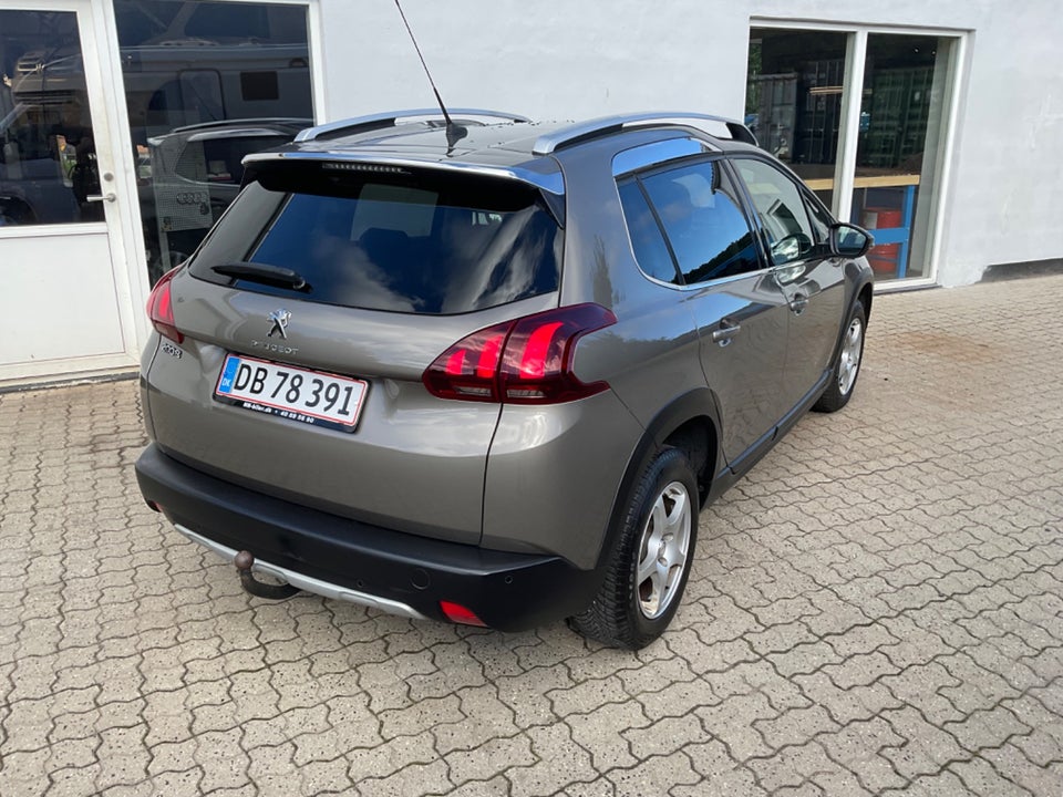 Peugeot 2008 1,6 BlueHDi 100 Allure Sky 5d