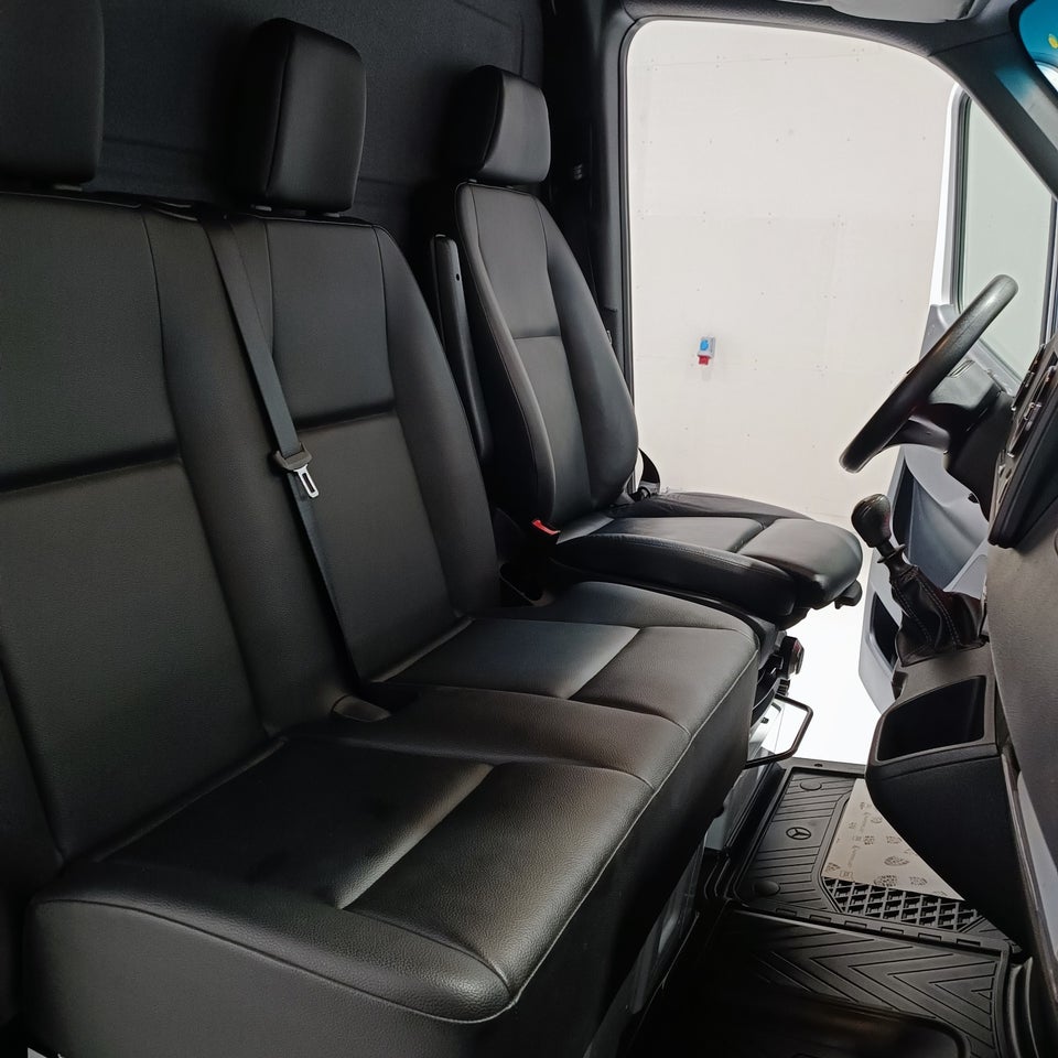 Mercedes Sprinter 516 2,2 CDi A3 Chassis RWD 2d