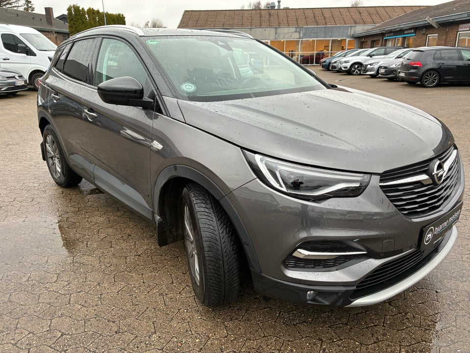 Opel Grandland X 1,6 Hybrid4 Cosmo Prestige aut. 5d