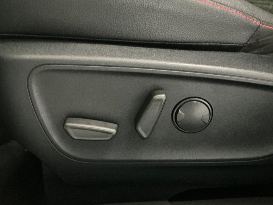 Ford Kuga 2,5 PHEV ST-Line CVT 5d