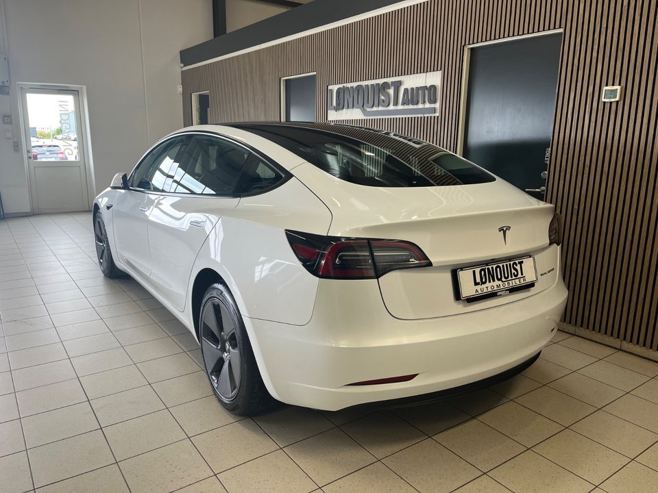 Tesla Model 3 Long Range AWD 4d