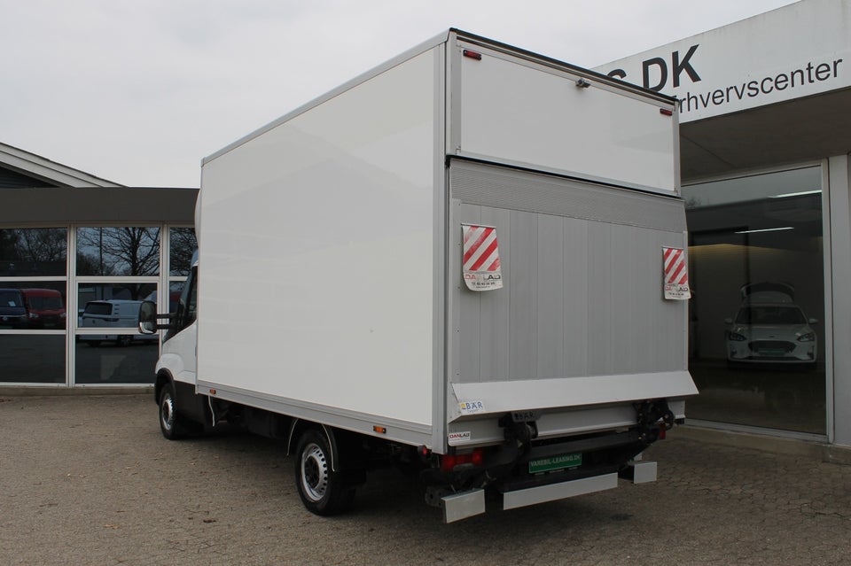 Iveco Daily 2,3 35S14 Alukasse m/lift