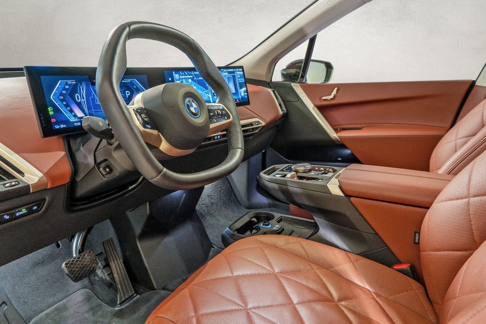BMW iX xDrive40 Sport 5d
