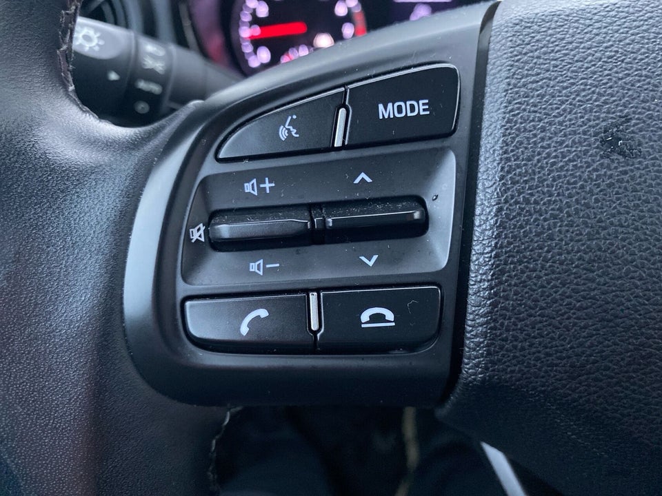 Hyundai i10 1,0 MPi Essential Komfort 5d