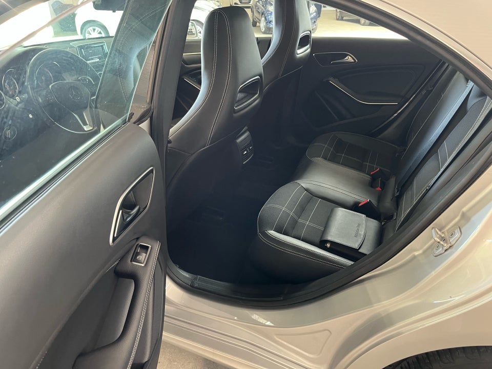 Mercedes CLA200 1,6 Coupé aut. 4d