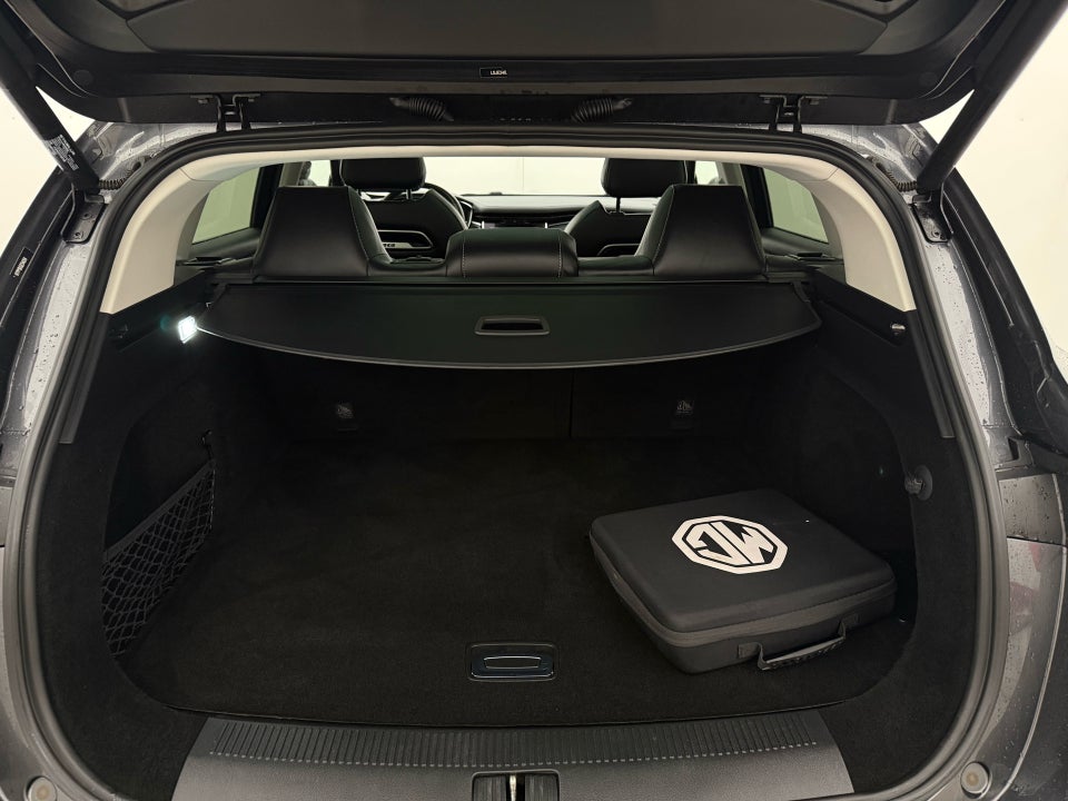 MG Marvel R Performance 5d