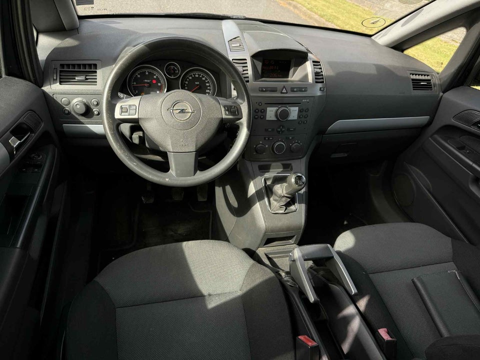 Opel Zafira 1,9 CDTi 120 aut. Flexivan 5d