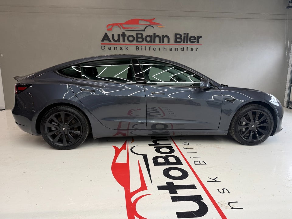 Tesla Model 3 Long Range AWD 4d