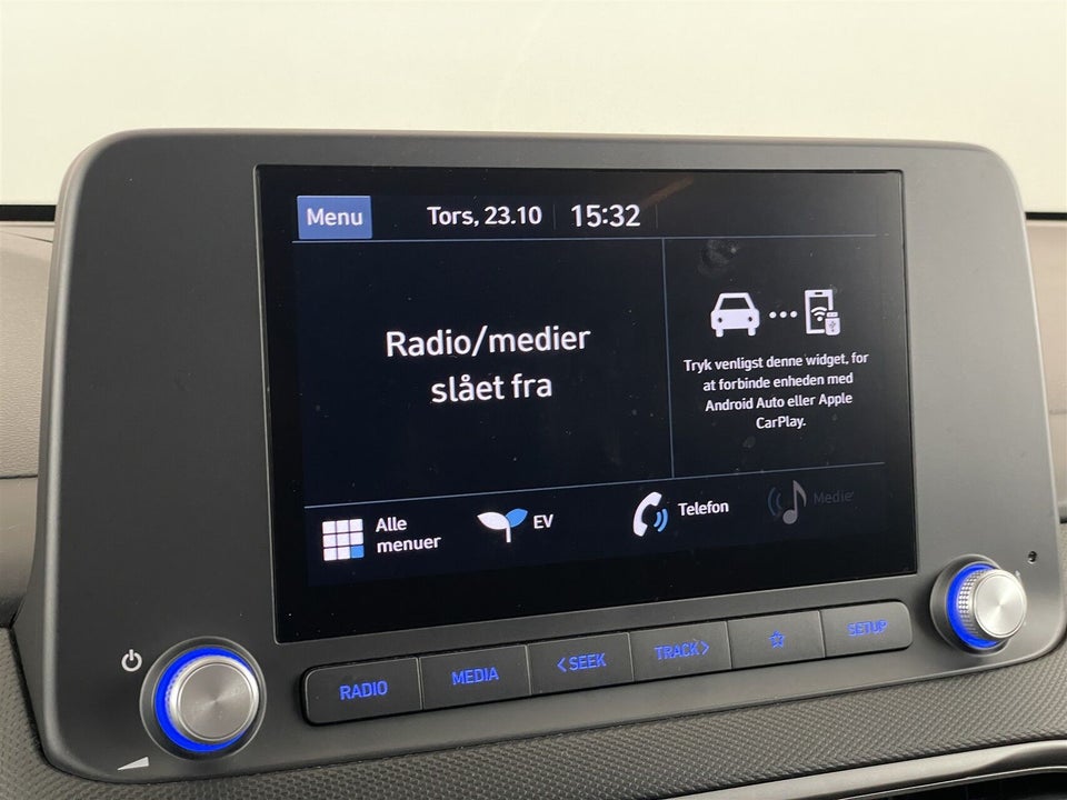 Hyundai Kona 64 EV Essential 5d
