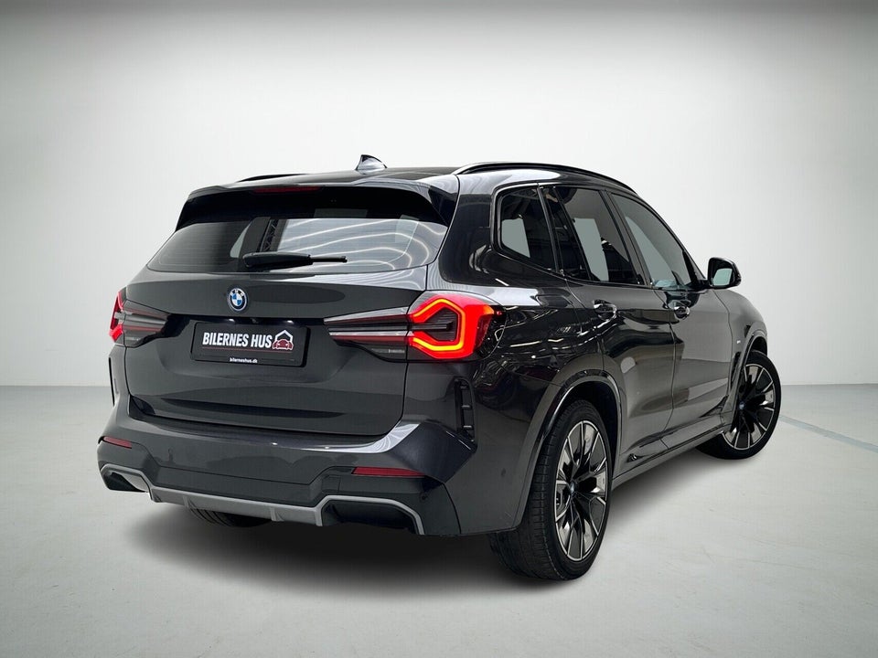 BMW iX3 Charged Plus M-Sport 5d