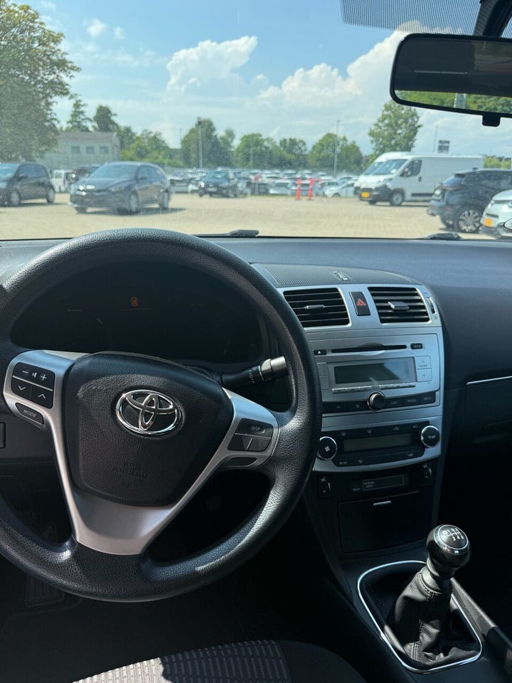Toyota Avensis 1,6 VVT-i T2 4d