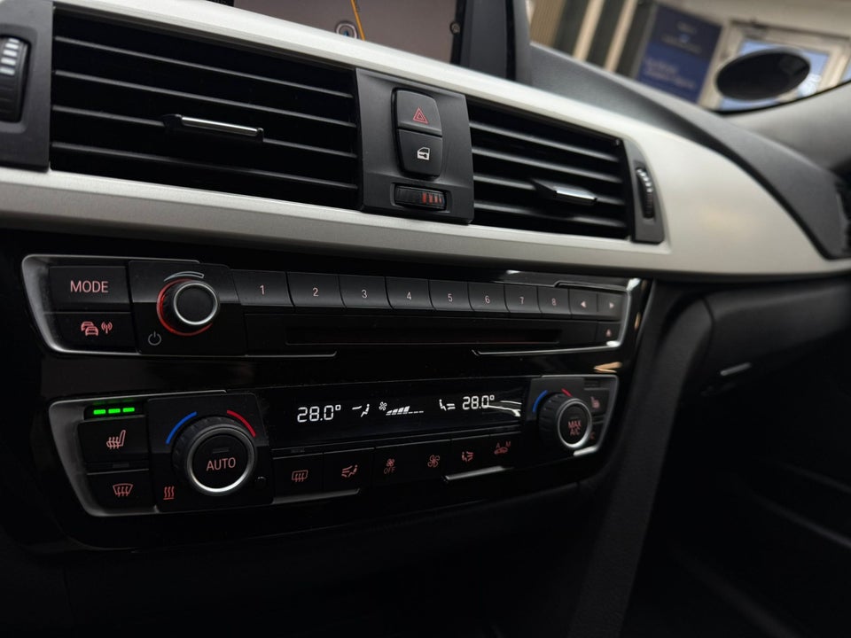 BMW 320d 2,0 Touring Advantage aut. 5d