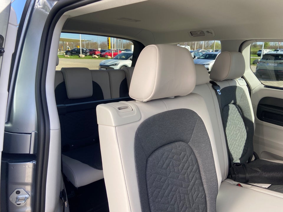 VW ID.Buzz 86 Style+ 7prs LWB 5d