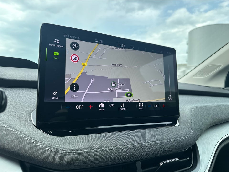 Skoda Enyaq 80 iV Loft 5d