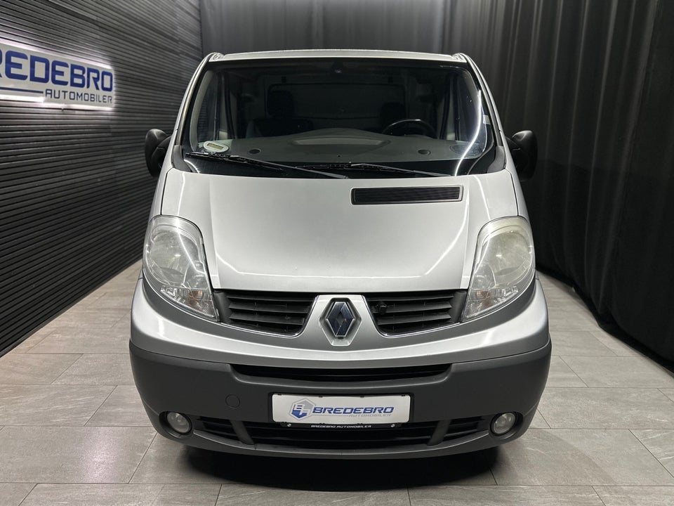 Renault Trafic T27 2,0 dCi 115 L1H1 4d