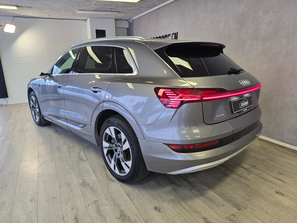 Audi e-tron 55 Advanced quattro 5d