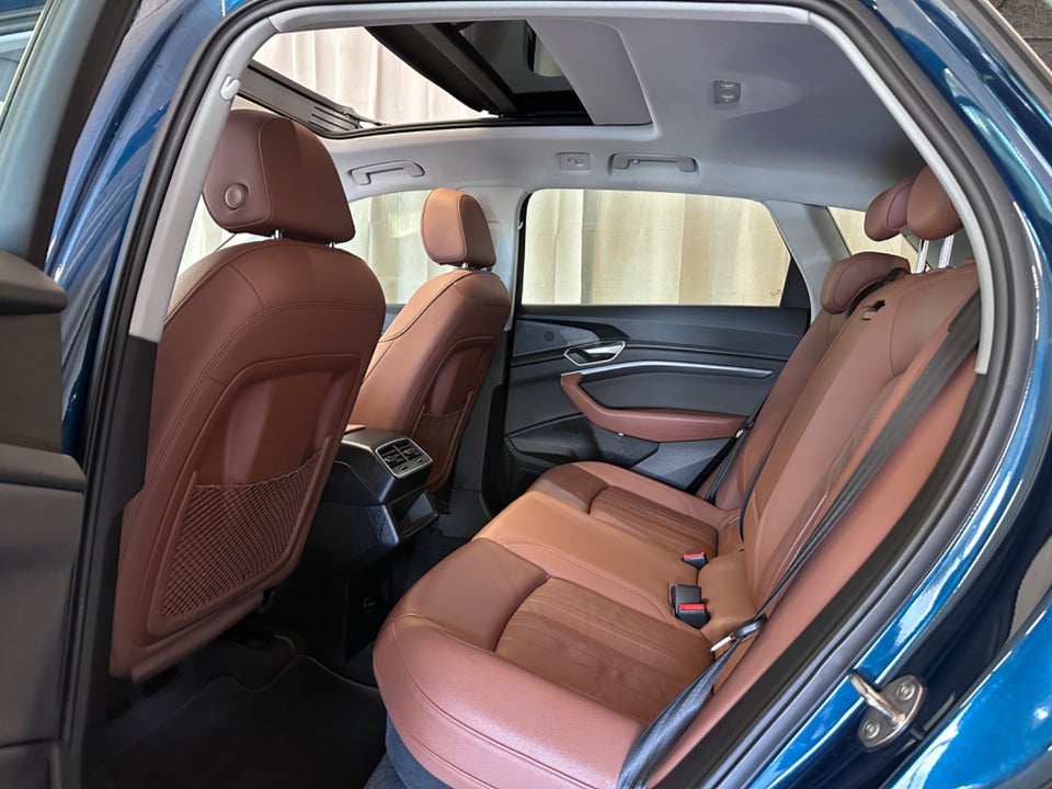 Audi e-tron 50 quattro 5d