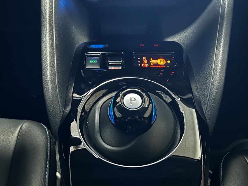 Nissan Leaf 40 Tekna 5d