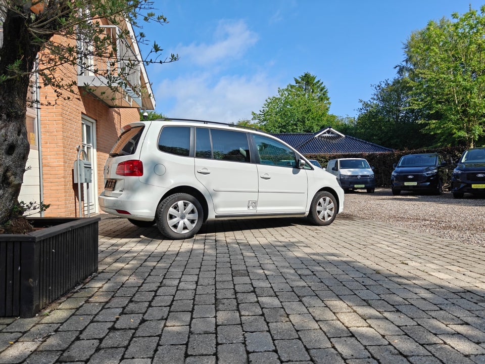 VW Touran 1,6 TDi 105 Comfortline BMT Van 5d