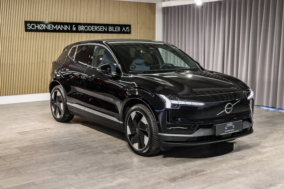 Volvo EX30 Extended Range Ultra 5d