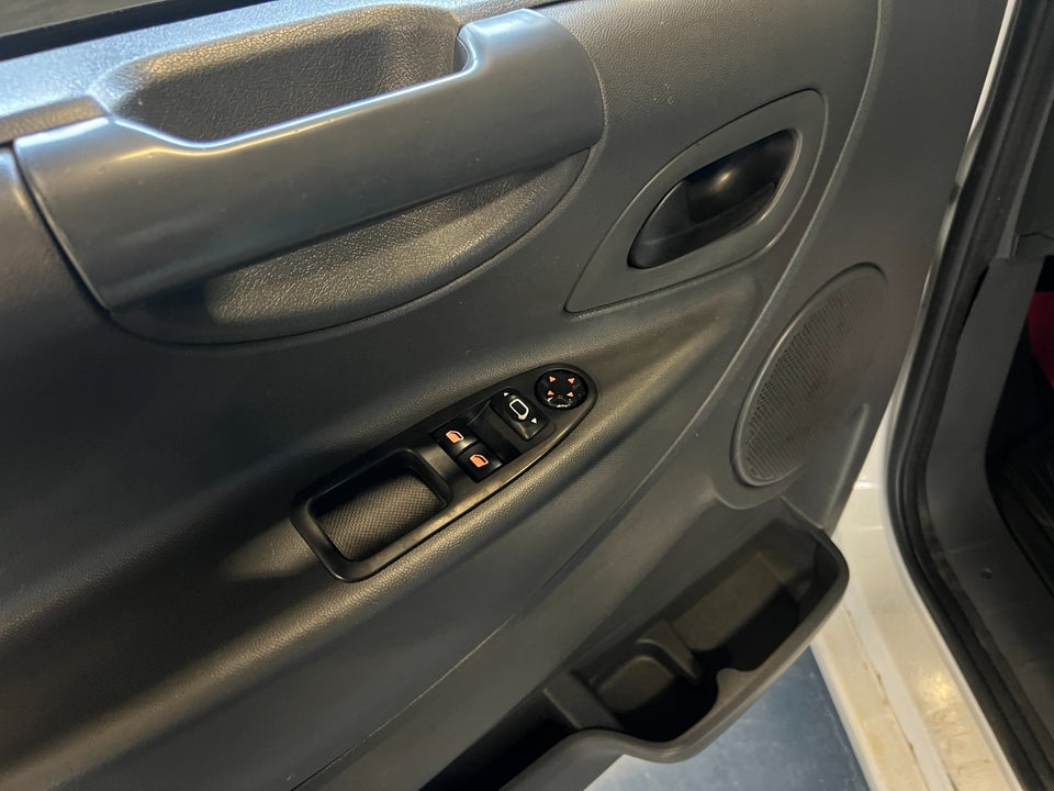 Peugeot Expert 2,0 HDi 128 L1H1 Van