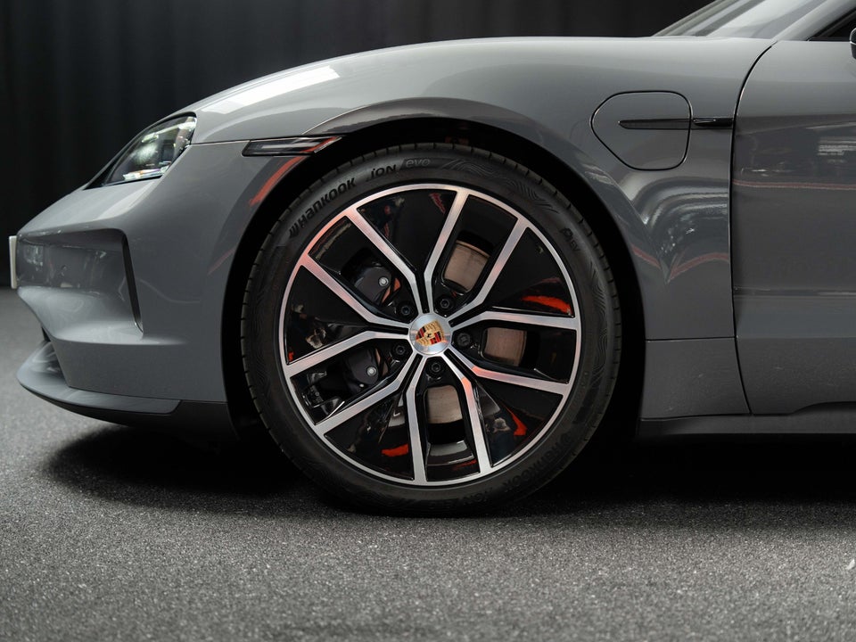 Porsche Taycan Performance+ Sport Turismo 5d