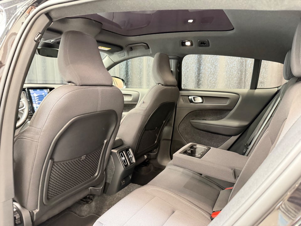 Volvo C40 P6 ReCharge Core 5d