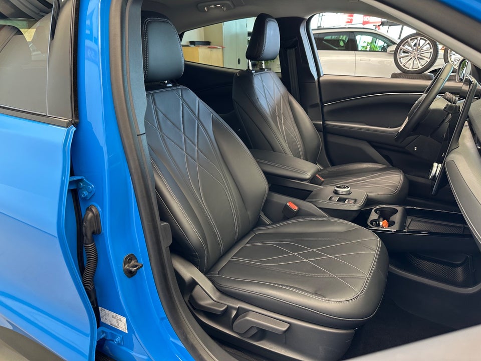Ford Mustang Mach-E 88 Extended Range 5d