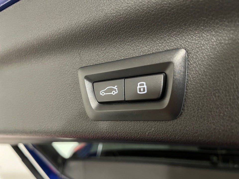 BMW iX1 xDrive30 M-Sport 5d