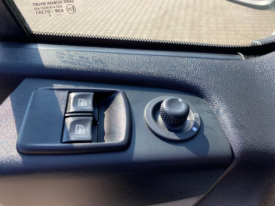 Renault Trafic T29 1,6 dCi 125 L2H1