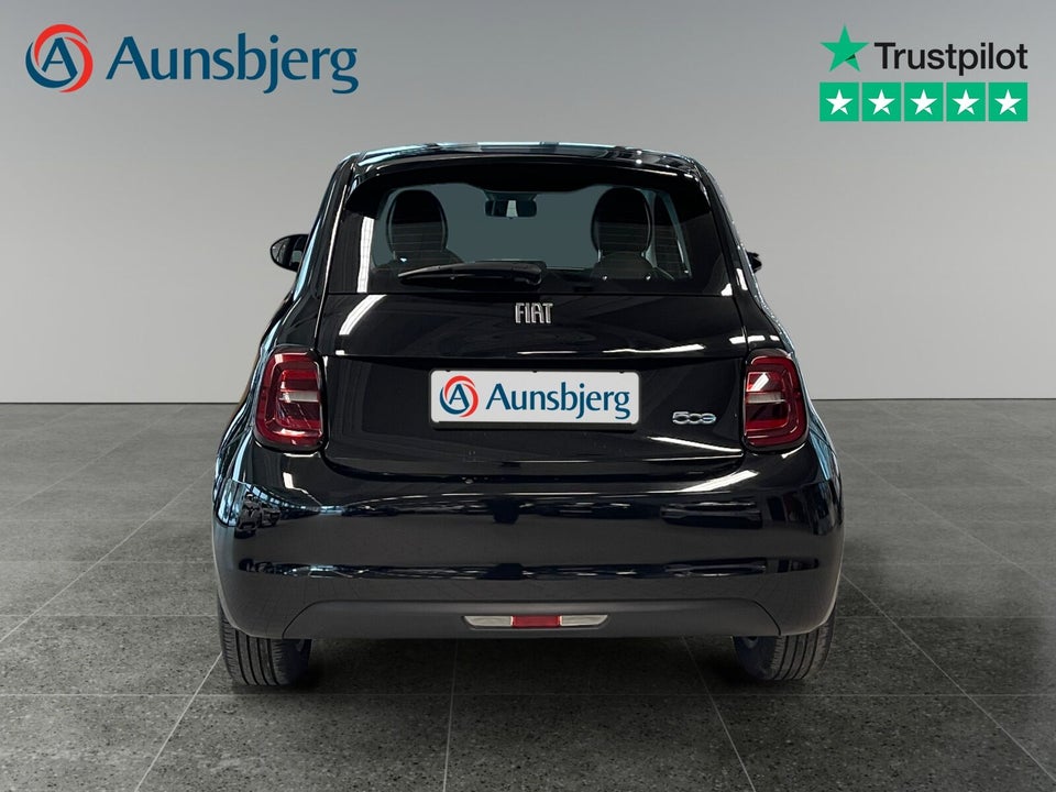 Fiat 500e 42 Icon 3d