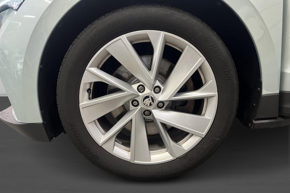 Skoda Enyaq 80 iV Suite 5d