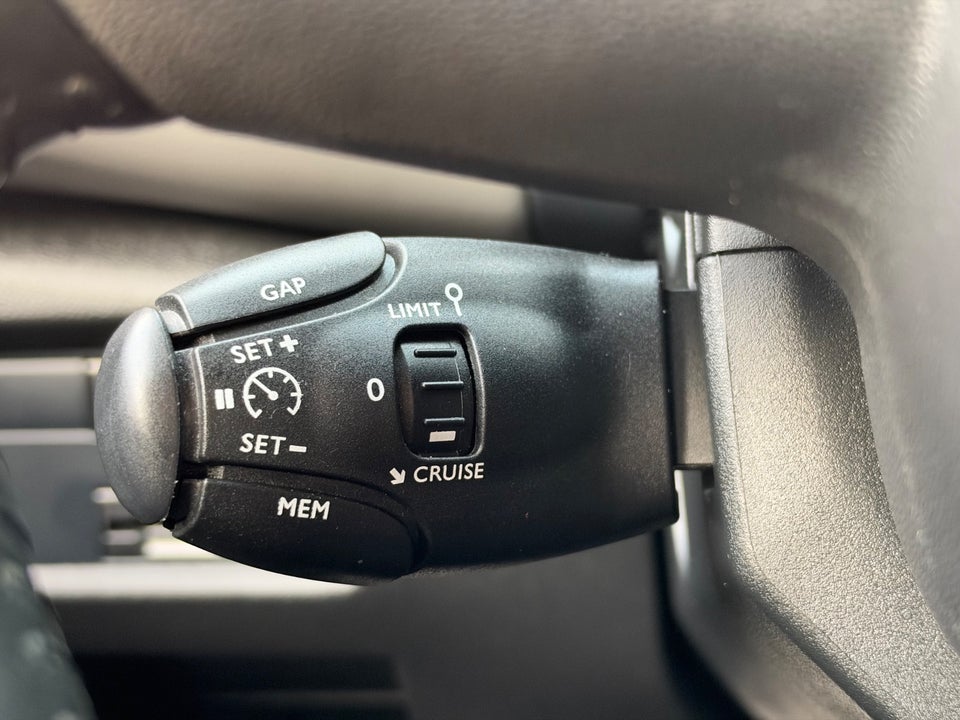 Citroën C5 Aircross 1,6 PHEV Shine Pack EAT8 5d