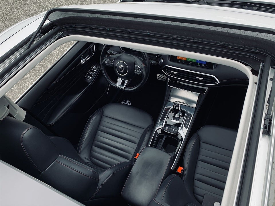 MG EHS 1,5 PHEV Luxury 5d