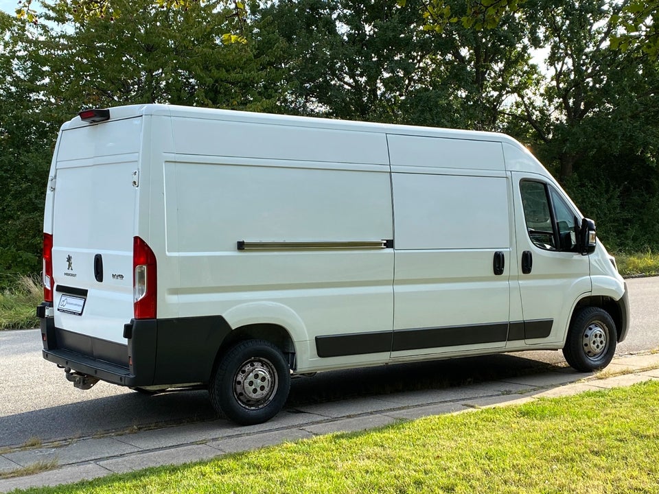 Peugeot Boxer 335 2,0 BlueHDi 130 L3H2