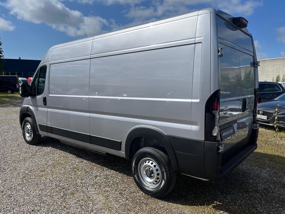 Toyota ProAce Max 110 Comfort Master Kassevogn L3H2