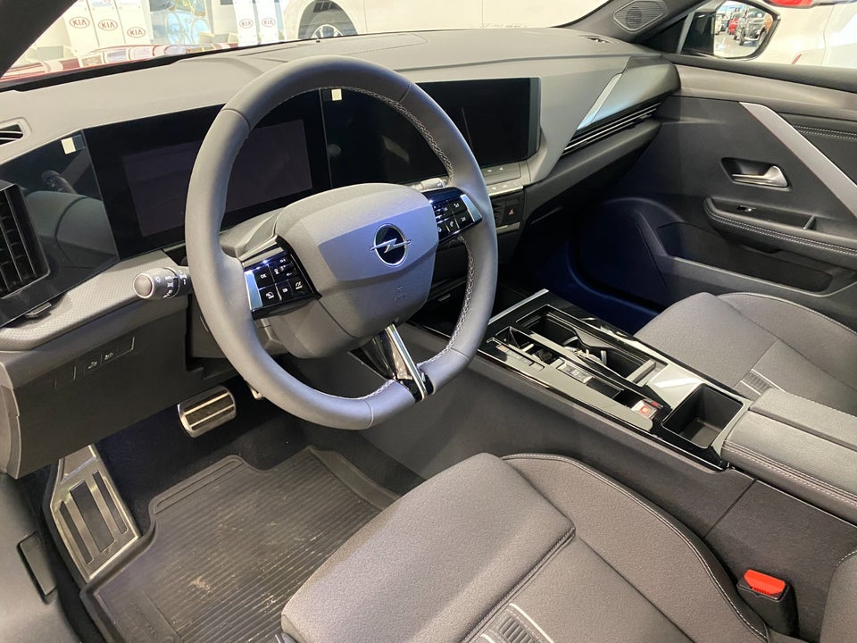 Opel Astra-e 54 GS Sports Tourer 5d