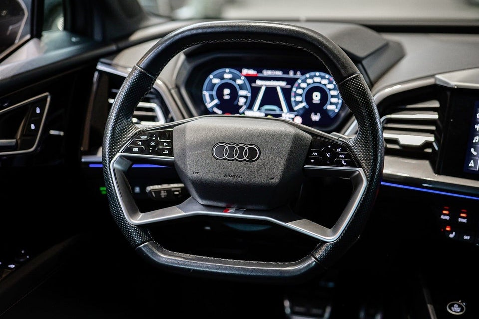 Audi Q4 e-tron 40 S-line 5d