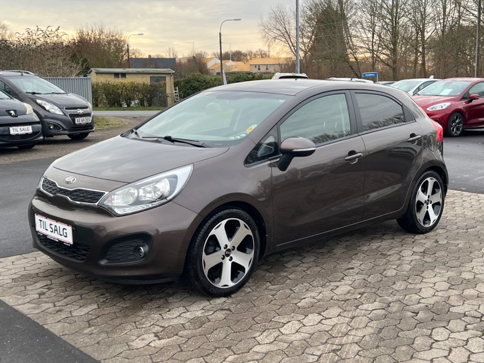 Kia Rio 1,2 CVVT Exclusive 5d