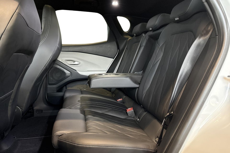 Ford Capri 79 Premium Extended Range AWD 5d