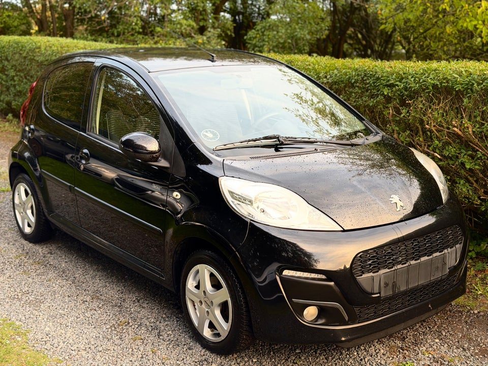 Peugeot 107 1,0 Sportium 5d