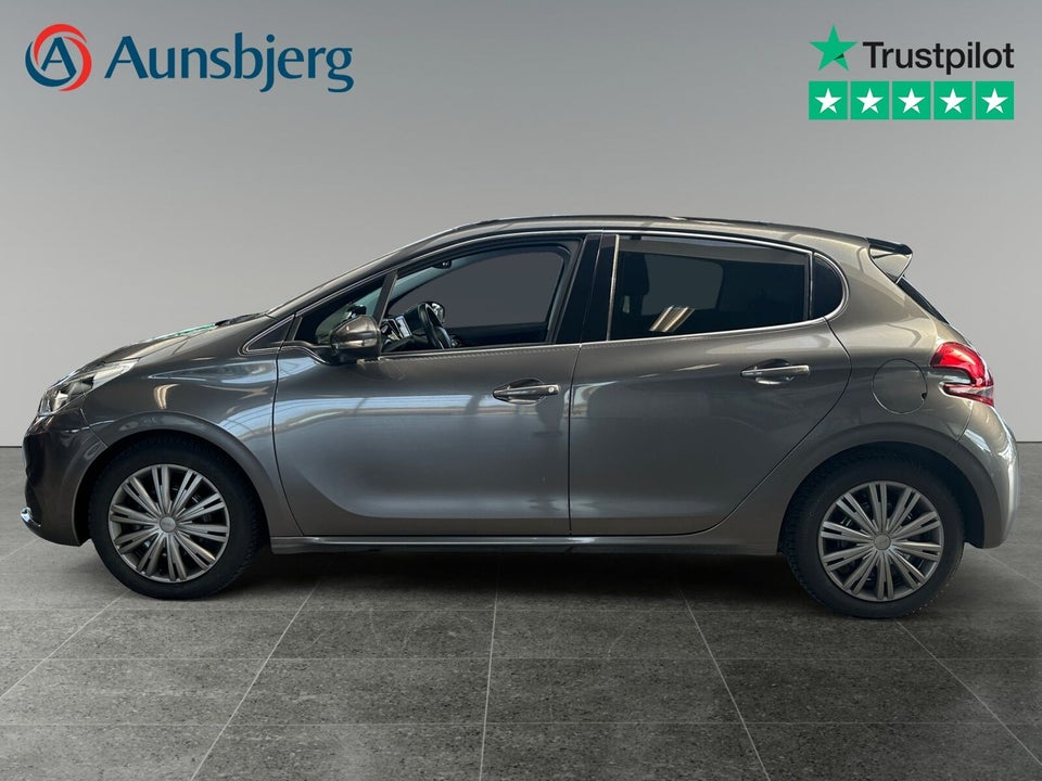 Peugeot 208 1,5 BlueHDi 100 Privé 5d