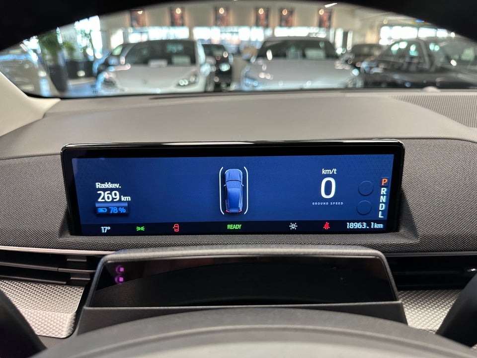 Ford Mustang Mach-E 75 Standard Range 5d