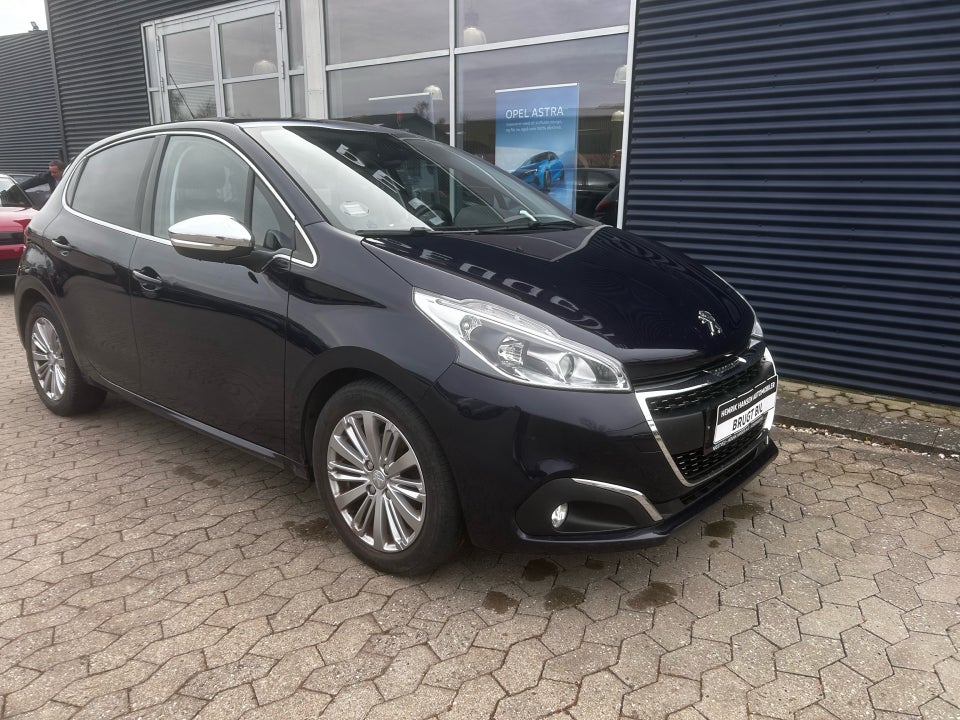 Peugeot 208 1,6 BlueHDi 100 Edition+ 5d