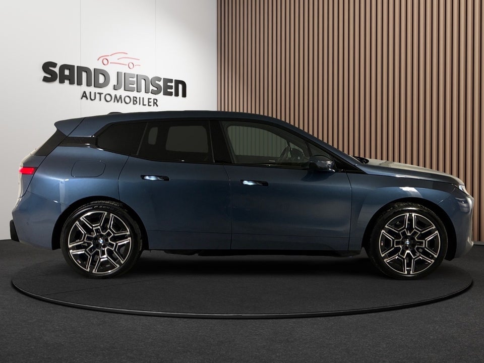 BMW iX xDrive45 M-Sport 5d