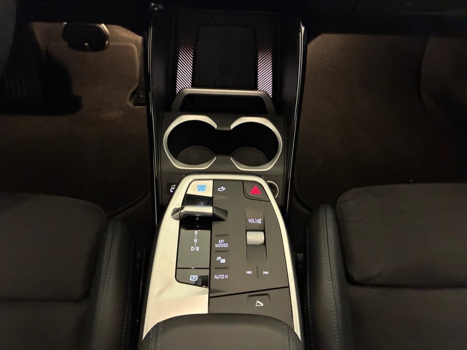 BMW iX2 xDrive30 M-Sport 5d