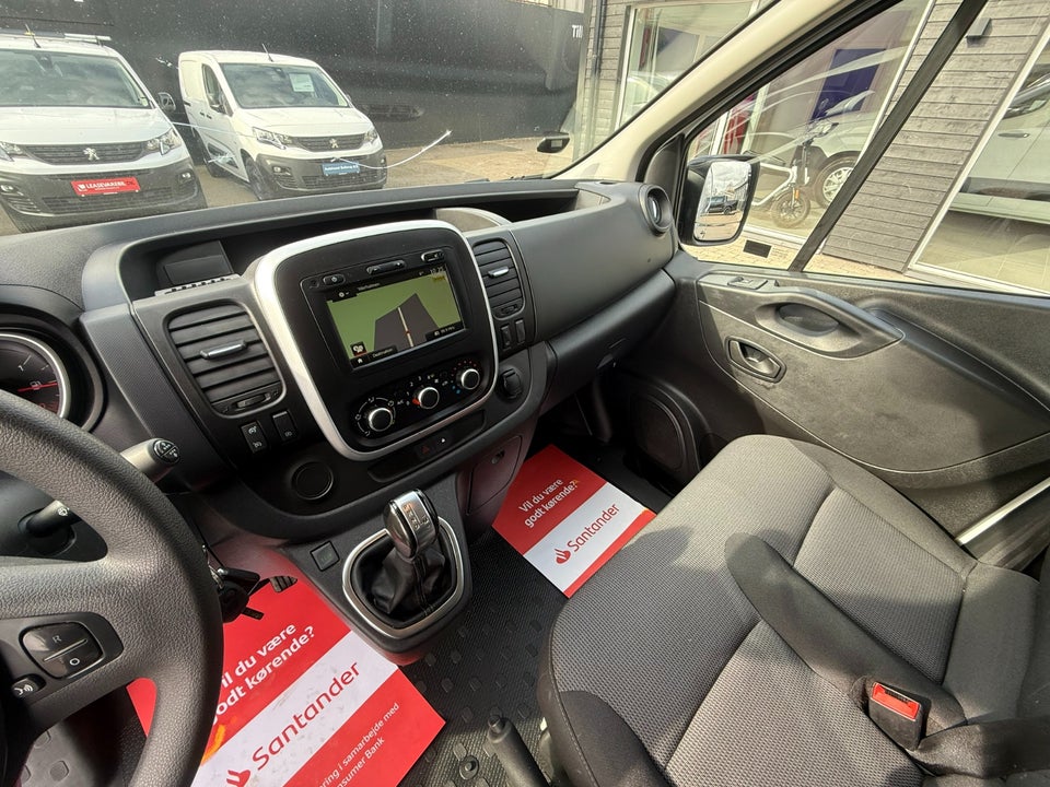 Renault Trafic T29 2,0 dCi 145 L2H1 EDC