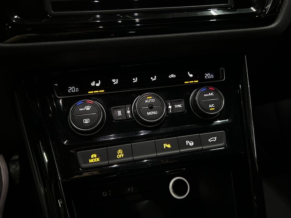 VW Touran 2,0 TDi 190 R-line DSG 5d